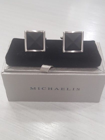 MICHAELIS ΜΑΝΙΚΕΤΟΚΟΥΜΠΑ